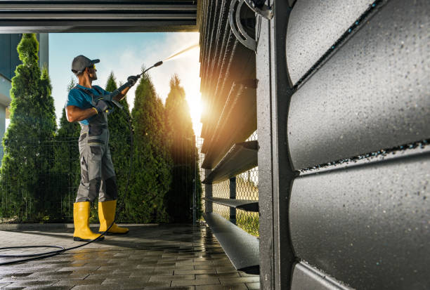 Best Deck Cleaning Services  in North Tonawanda, NY